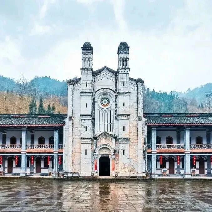 彭州白鹿镇 东方巴黎城