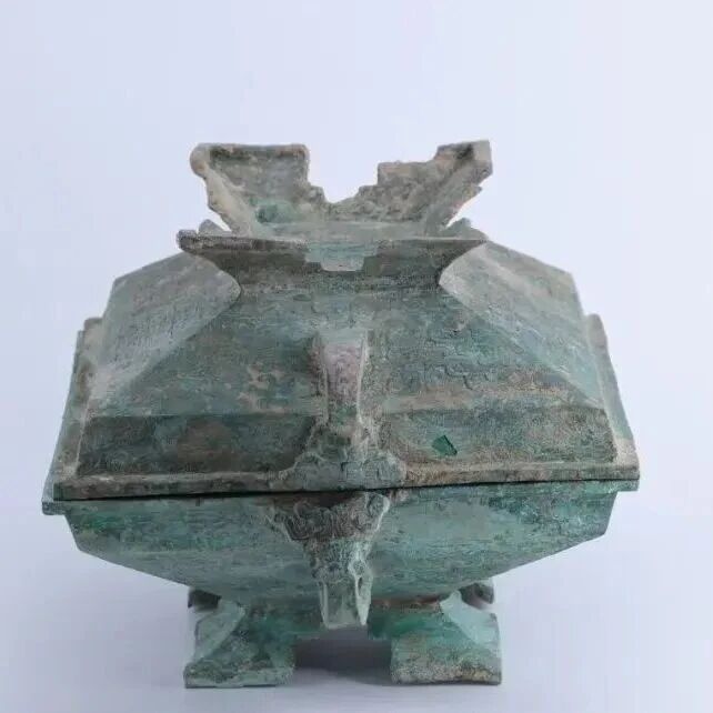 汉魏瑰宝 | 身份等级的物化象征——蟠螭纹铜簠