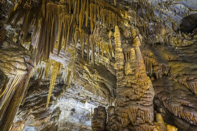 承德市兴隆溶洞