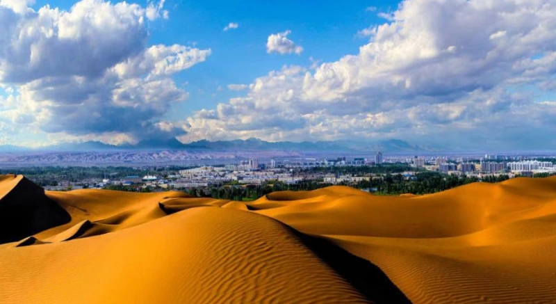 库木塔格沙漠风景名胜区