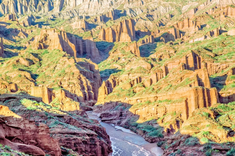 阿克苏地区天山托木尔大峡谷景区