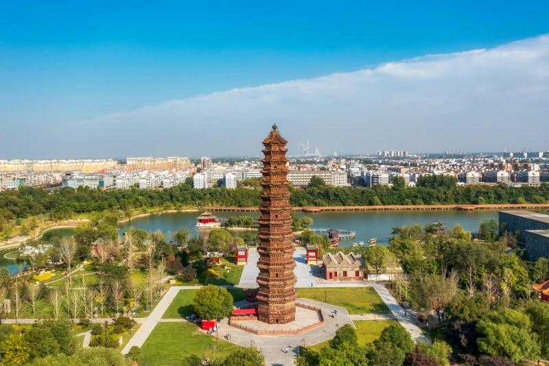 河南省开封市铁塔公园