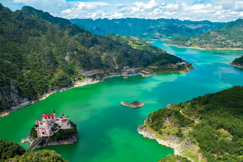 贵州省黔西南州兴义市万峰湖旅游景区