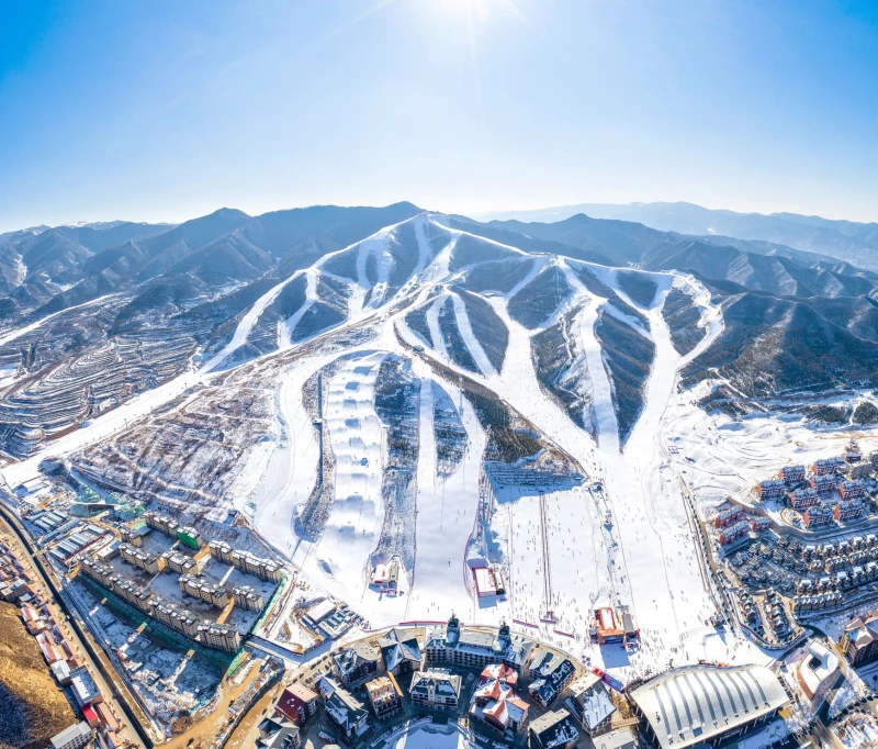 张家口市崇礼区富龙滑雪场